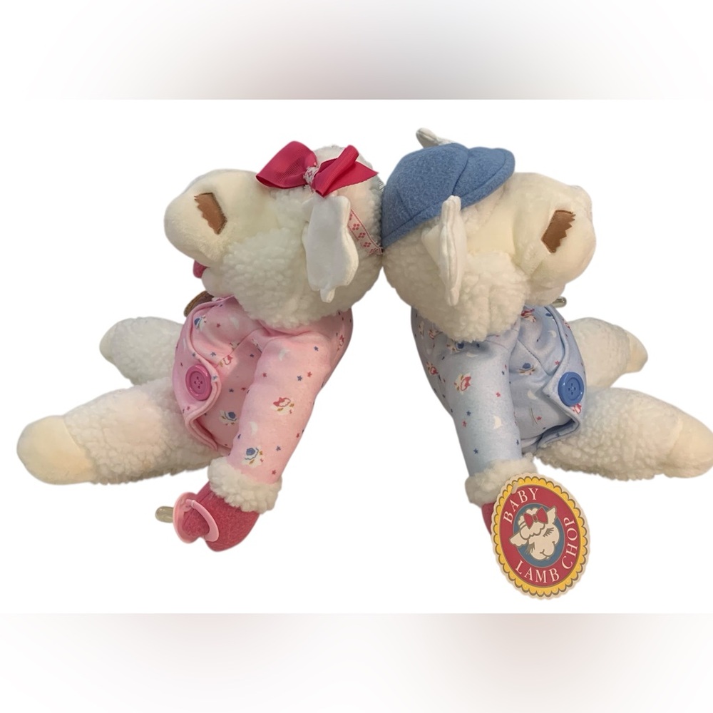NWT Baby Lamb Chop Boy and‎ Girl Puppets
1990 Shari Lewis, Excellent Condition - Picture 8 of 8